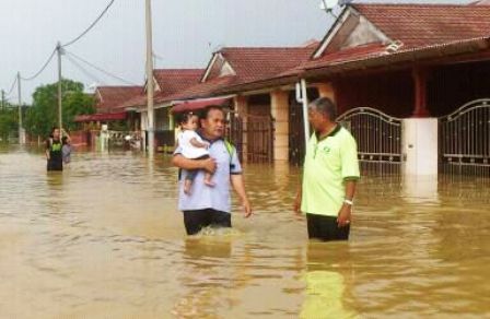 banjir cukai http://www.buletinonline.net/images/stories/aberita11/banjir%20cukai.jpg